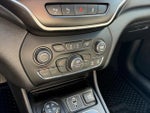 2019 Cherokee Thumbnail 23