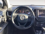 2019 Cherokee Thumbnail 2
