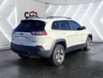2019 Cherokee Thumbnail 20