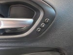 2019 Cherokee Thumbnail 22