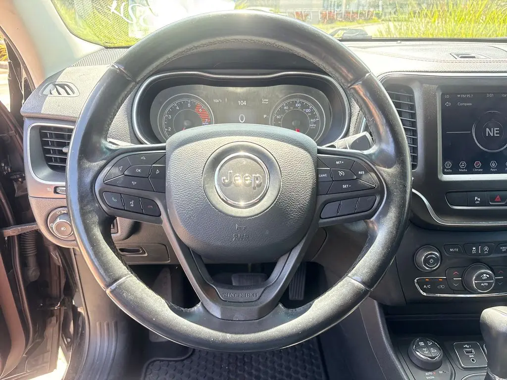 2020 Jeep Cherokee - $13,999