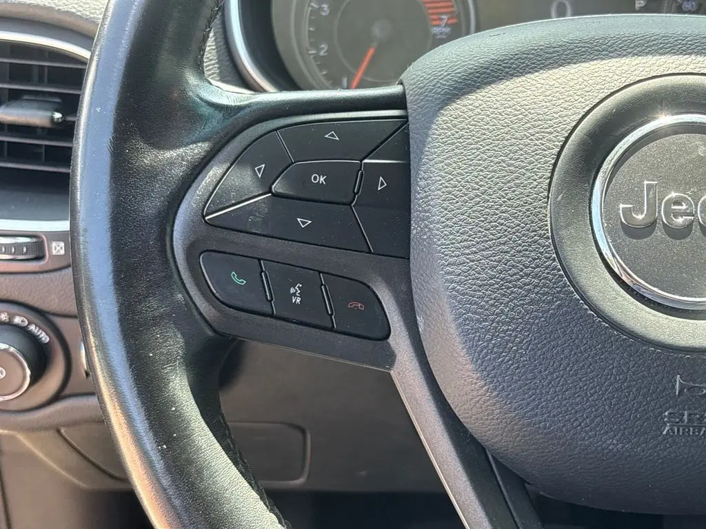 2020 Jeep Cherokee - $13,999