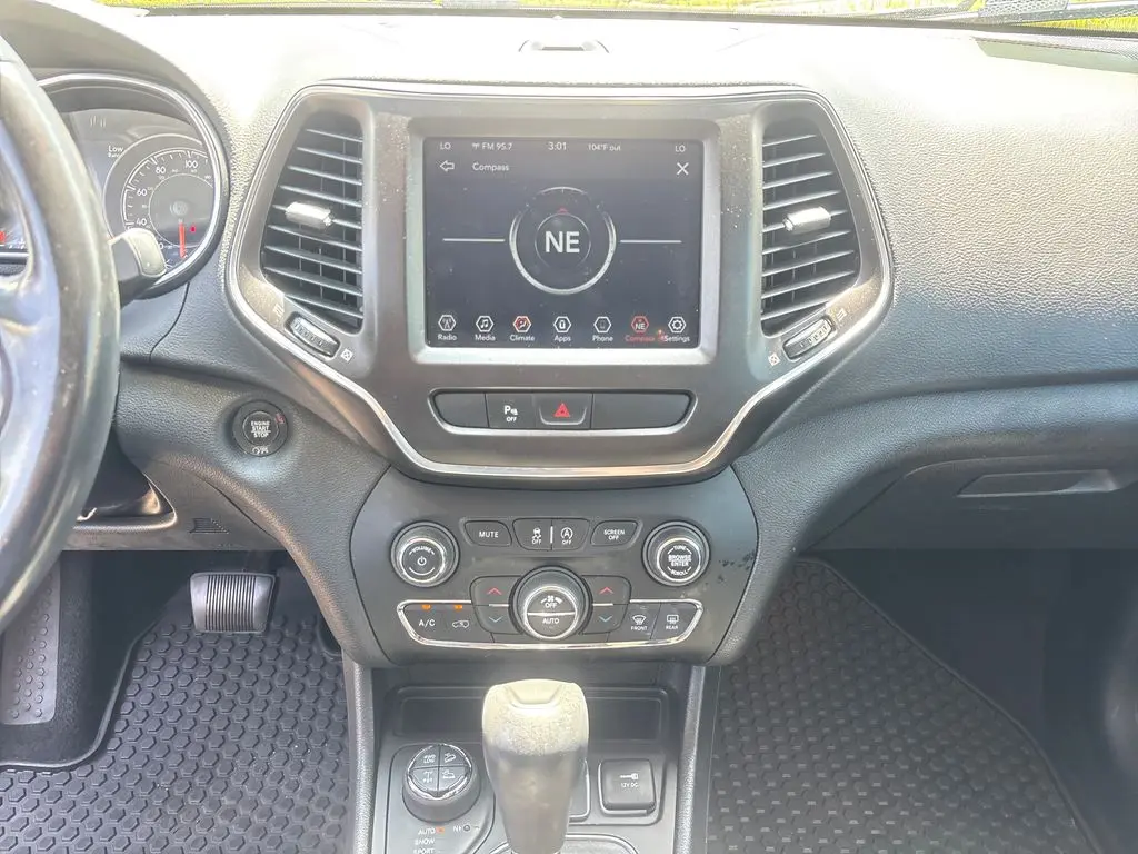 2020 Jeep Cherokee - $13,999