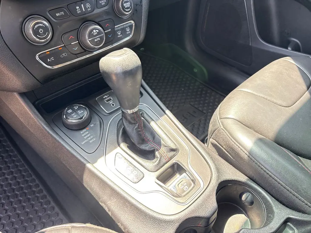 2020 Jeep Cherokee - $13,999