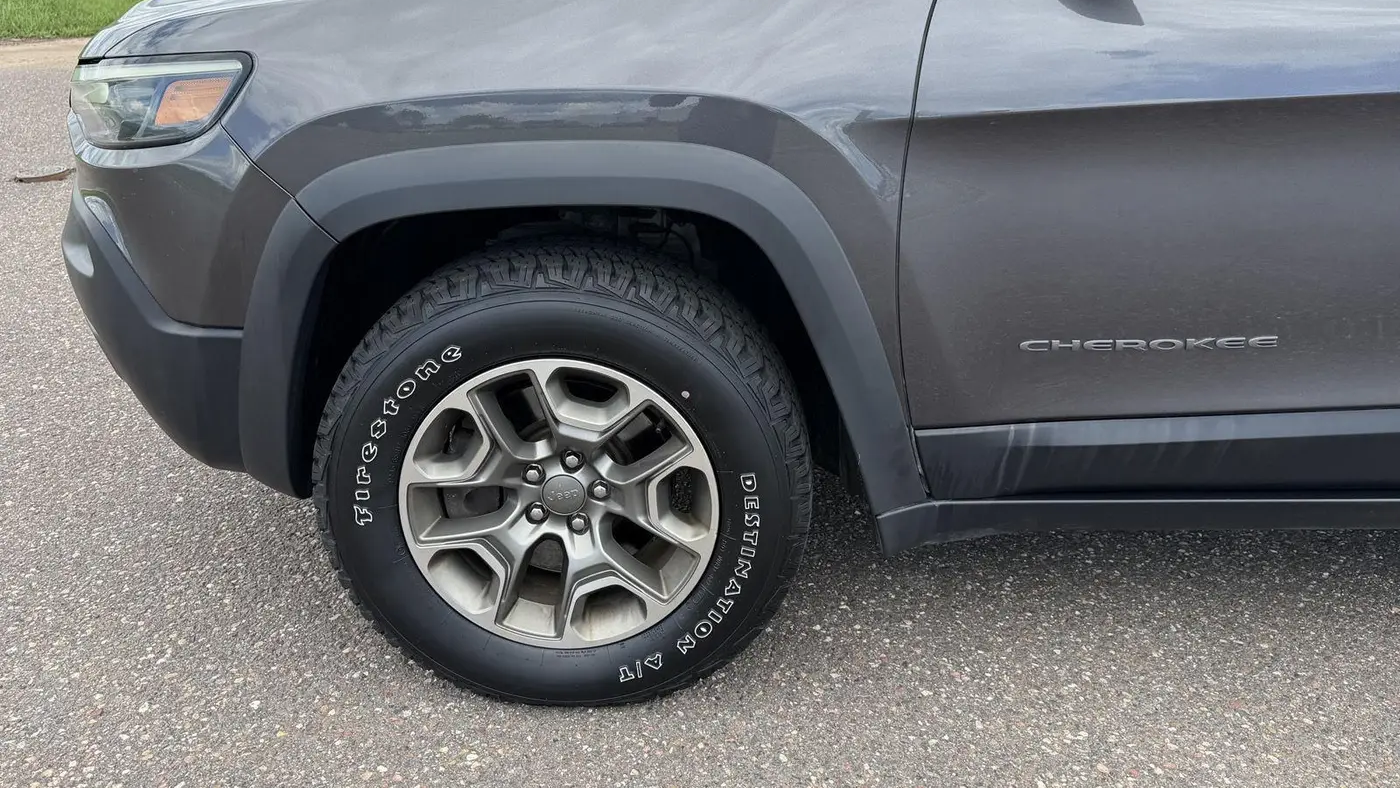 2020 Jeep Cherokee Trailhawk
