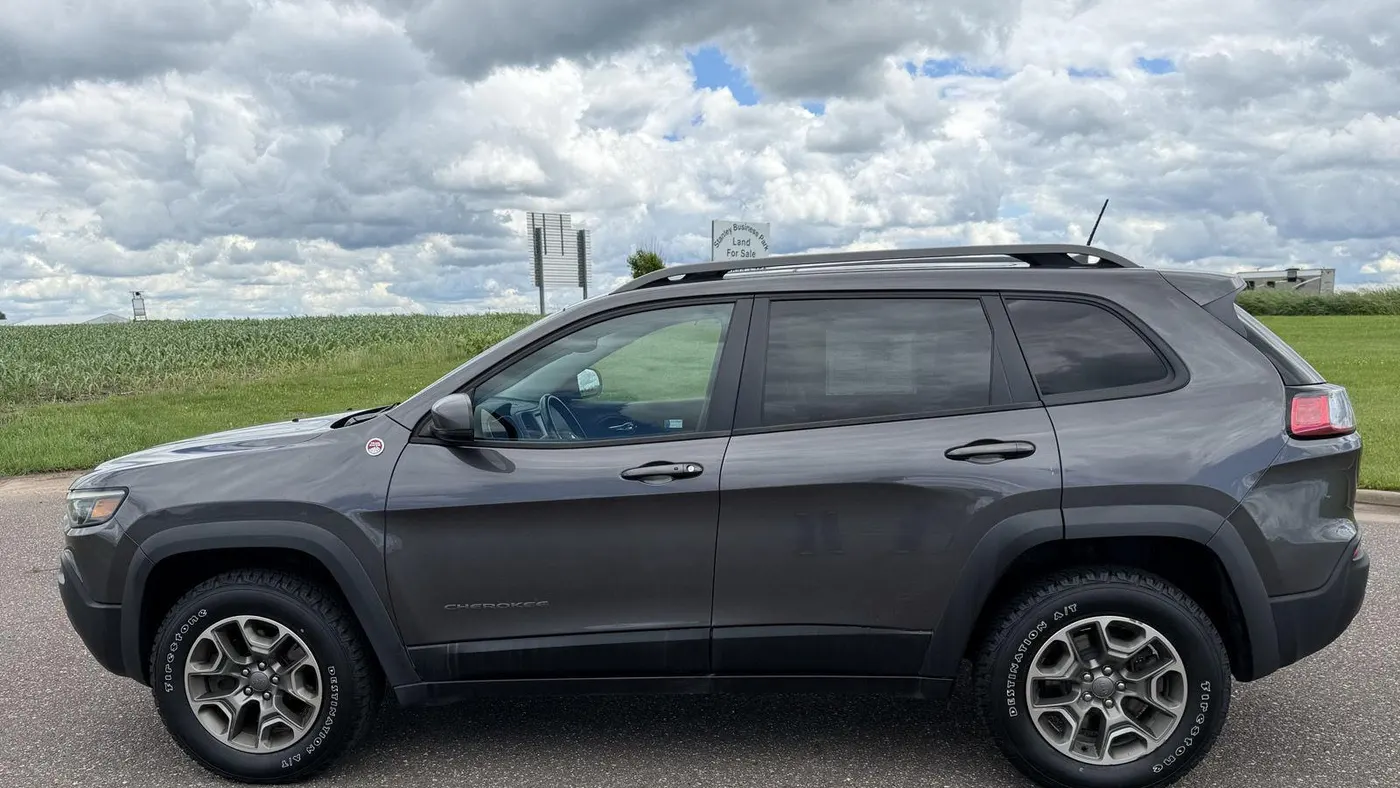 2020 Jeep Cherokee Trailhawk