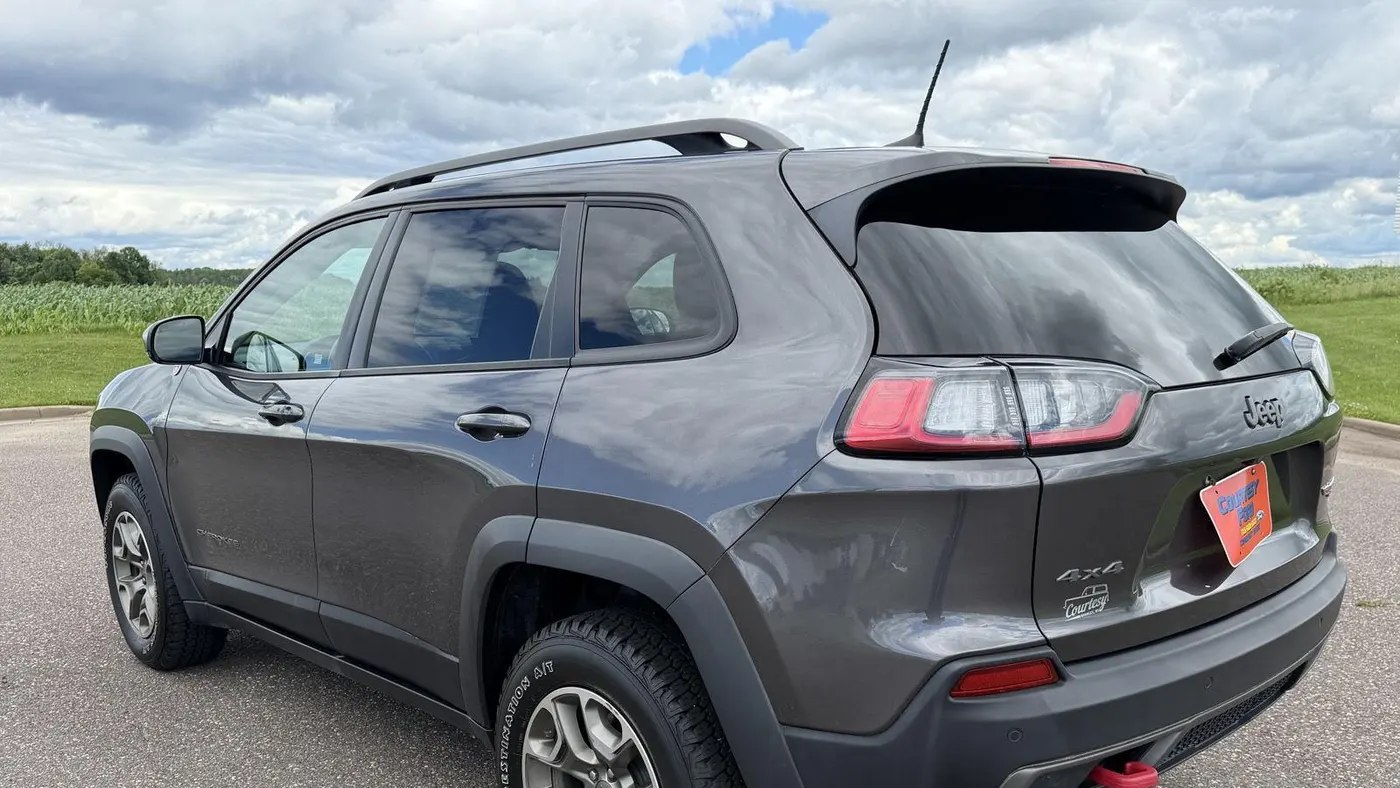 2020 Jeep Cherokee Trailhawk