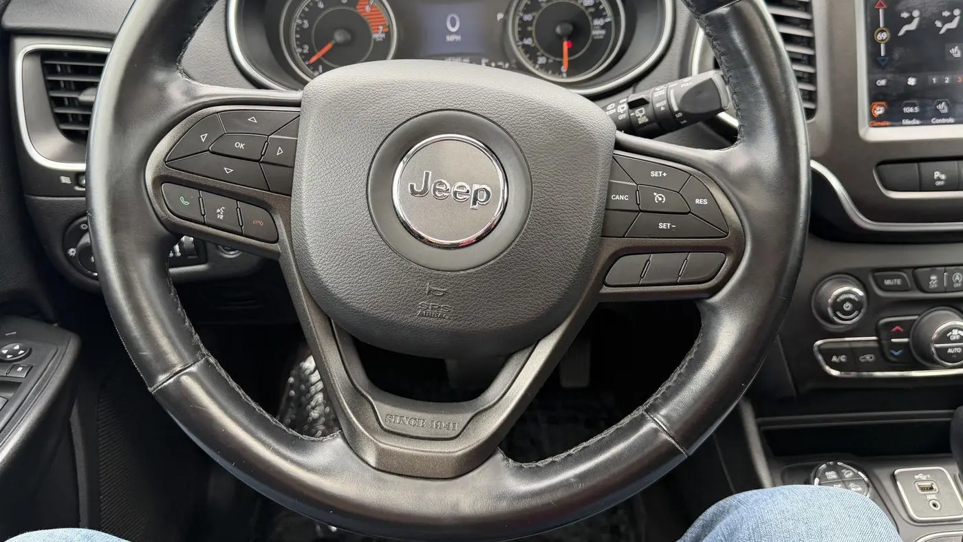2020 Jeep Cherokee Trailhawk