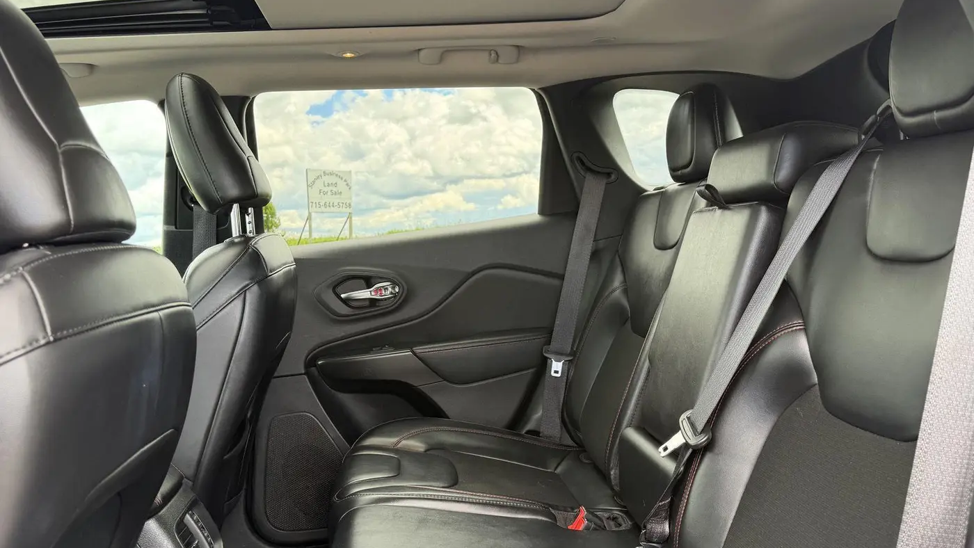 2020 Jeep Cherokee Trailhawk