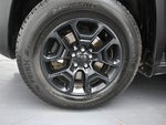 2020 Cherokee Thumbnail 32