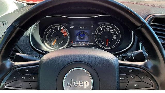 2019 Jeep Cherokee Trailhawk