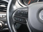 2019 Cherokee Thumbnail 14