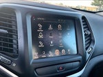 2014 Cherokee Thumbnail 19