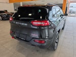 2016 Cherokee Thumbnail 9