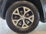 2016 Cherokee Thumbnail 14