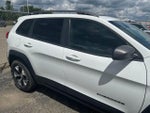 2016 Cherokee Thumbnail 7