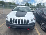 2016 Cherokee Thumbnail 23