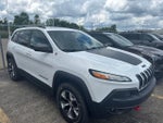 2016 Cherokee Thumbnail 28