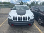 2016 Cherokee Thumbnail 29