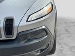 2017 Cherokee Thumbnail 10