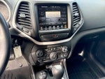 2017 Cherokee Thumbnail 26