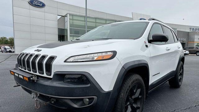 Preowned 2017 Jeep Cherokee Trailhawk for Sale