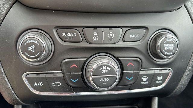 2017 Jeep Cherokee Trailhawk