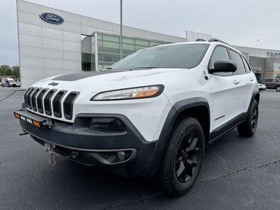 Photo of a 2017 Jeep Cherokee 4X4 Trailhawk 4DR SUV for sale