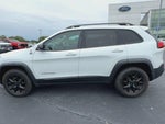 2017 Cherokee Thumbnail 5