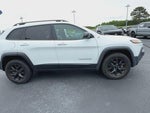 2017 Cherokee Thumbnail 9