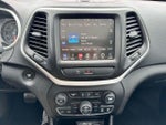 2017 Cherokee Thumbnail 16