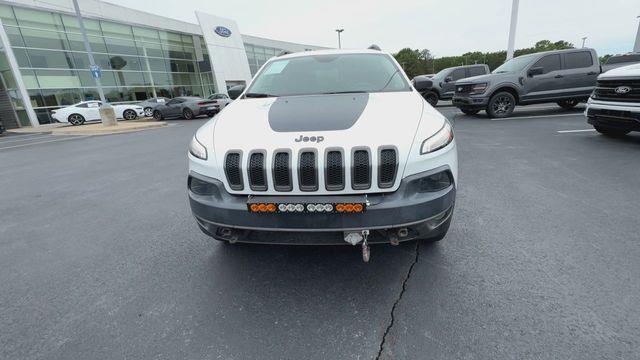 2017 Jeep Cherokee - $19,729