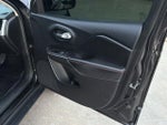 2015 Cherokee Thumbnail 10