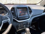 2016 Cherokee Thumbnail 15