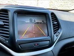 2016 Cherokee Thumbnail 26
