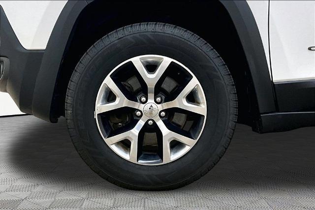 2016 Jeep Cherokee - $15,313