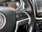 2016 Cherokee Thumbnail 19