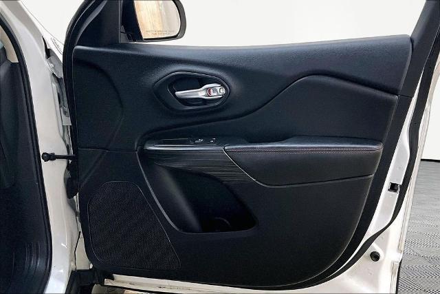 2016 Jeep Cherokee - $15,313