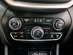 2016 Cherokee Thumbnail 30