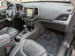 2016 Cherokee Thumbnail 38