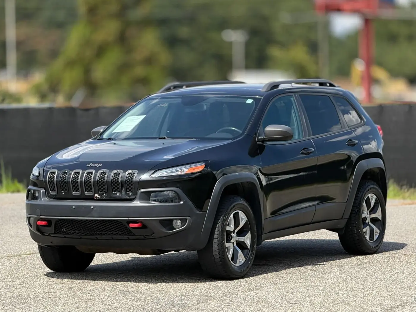 2015 Jeep Cherokee - $7,450