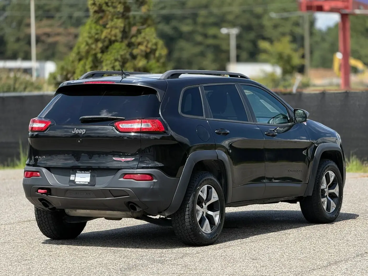 2015 Jeep Cherokee - $7,450