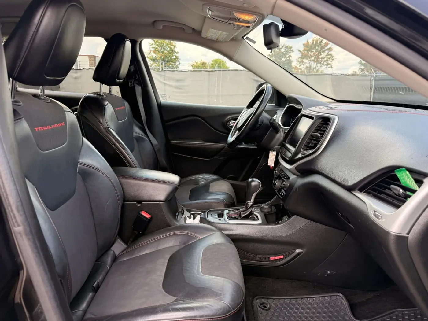 2015 Jeep Cherokee - $7,450