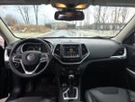 2017 Cherokee Thumbnail 10