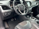 2016 Cherokee Thumbnail 17