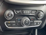 2016 Cherokee Thumbnail 25