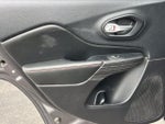 2016 Cherokee Thumbnail 31
