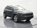 2016 Cherokee Thumbnail 3