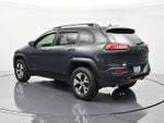 2016 Cherokee Thumbnail 8