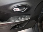 2016 Cherokee Thumbnail 12